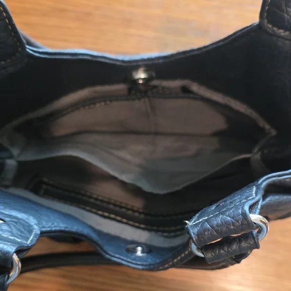 Rosetti Textured Black Shoulder Bag - Picture 3 of 3